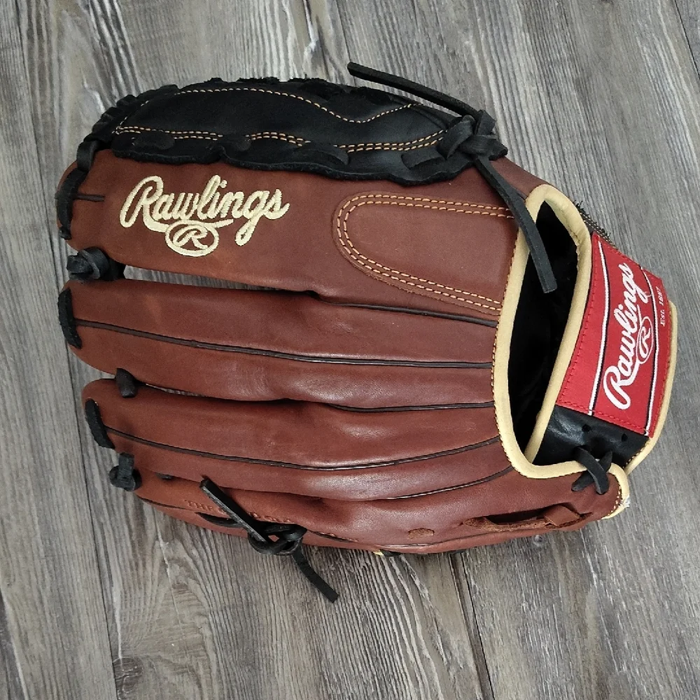Rawlings Brown and Black Baseball Glove - Picture 6 of 6